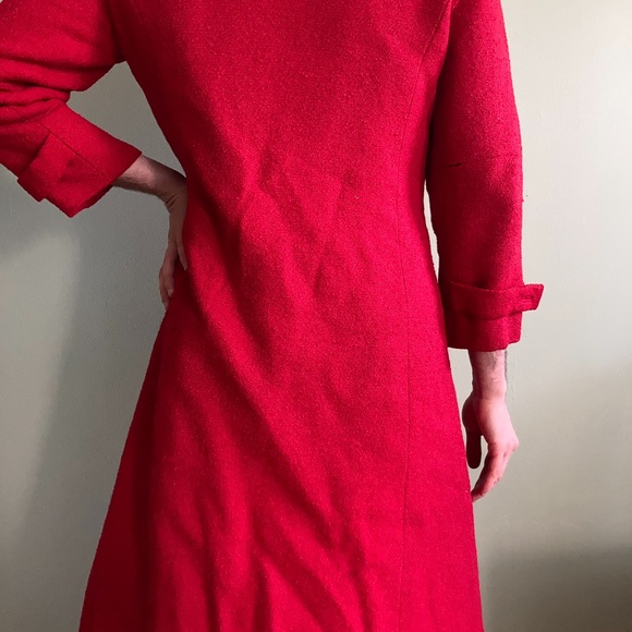 Red 1970s Bouclé Wool Coat - Picture 2 of 4